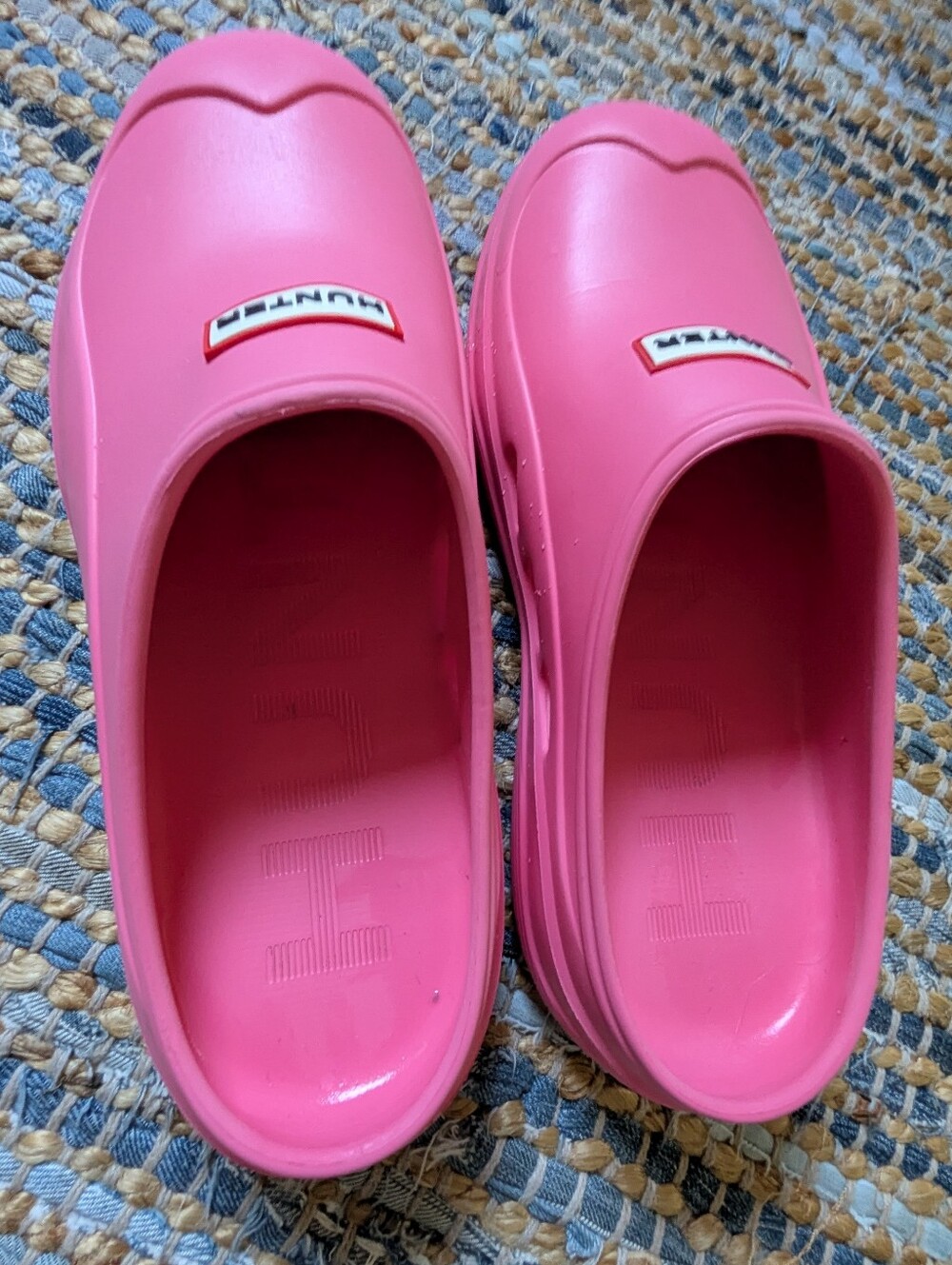Hunter In Out Bloom Algae Foam Clogs 9 Pink Slip On Mules Barbiecore Maximilist - Picture 10 of 10